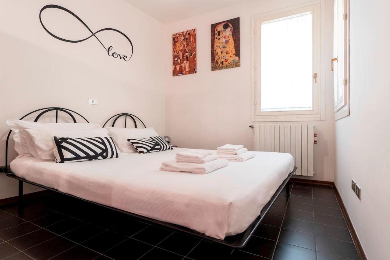 Апартаменты Italianway - Polese 36 B Болонья Экстерьер фото
